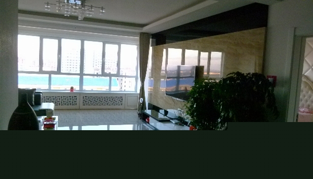 130㎡/三室兩廳兩衛(wèi)/現(xiàn)代